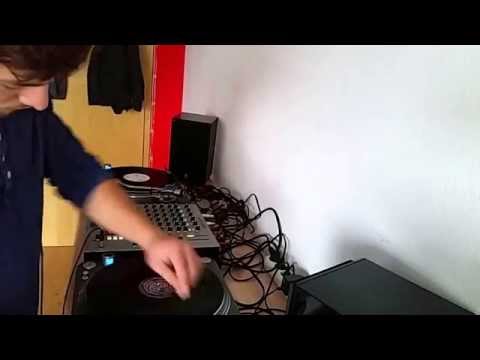 100% Vinyl Drumcode Techno Set