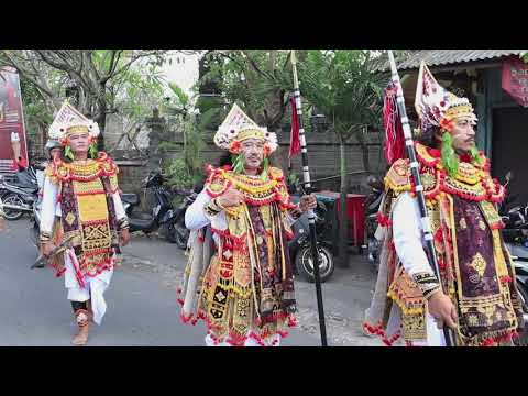 Ngatur ngayah Sekaa Tari Baris Gede Surya Kencana Desa Pemecutan Kaja (04 Mei 2023)