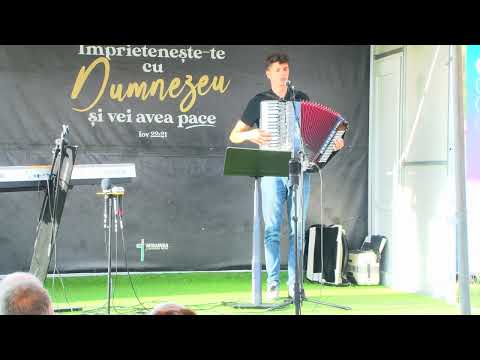 Flavius Bec...Nimic nu-i mai frumos în viață, decât sa fi a lui Isus