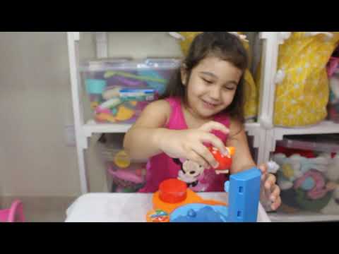 Brincando com Espuma Boom