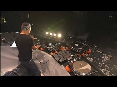 Sensation Black 2004 - DJ Pavo [mostly COMPLETE] [with interviews]