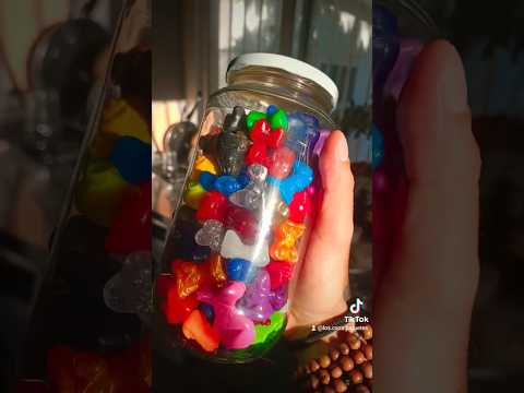 Looking for toys at a flea market 😱 #haggling #forgottentoys #toys