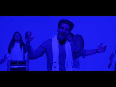 مولوی او ره خوش می‌زند،  شهريار رومی.  دف:ارزو کوچکان