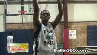 Trevaughn Wilkerson can't be be stopped @ the Grand Finale Best big man class of 2015