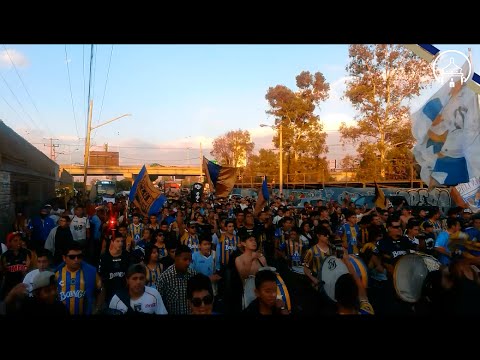 "Caravana - Atlético San Luis 1-0 Queretaro (Parte 1)" Barra: La Guerrilla • Club: San Luis • País: México