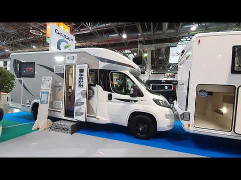 Seven metre motorhome with queen bed : Chausson 648