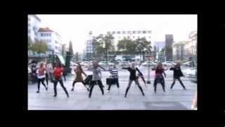 Streetbeat Dance Company - Flashmob
