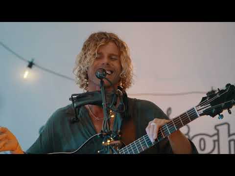 Kim Churchill - Truest Intentions (Live at Provedore Cafe)