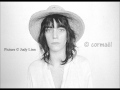 Patti Smith Group - Dancing Barefoot 