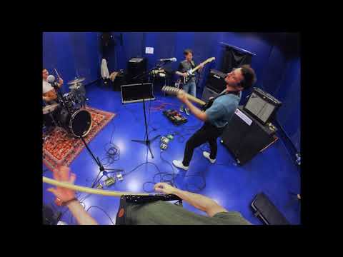 MIXIMETRY - Pinocchio (P.O.V. #1 Julien)