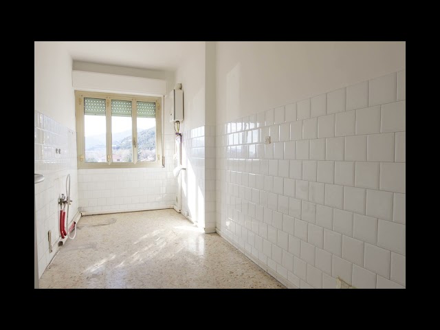 Trilocale piano alto vista mare