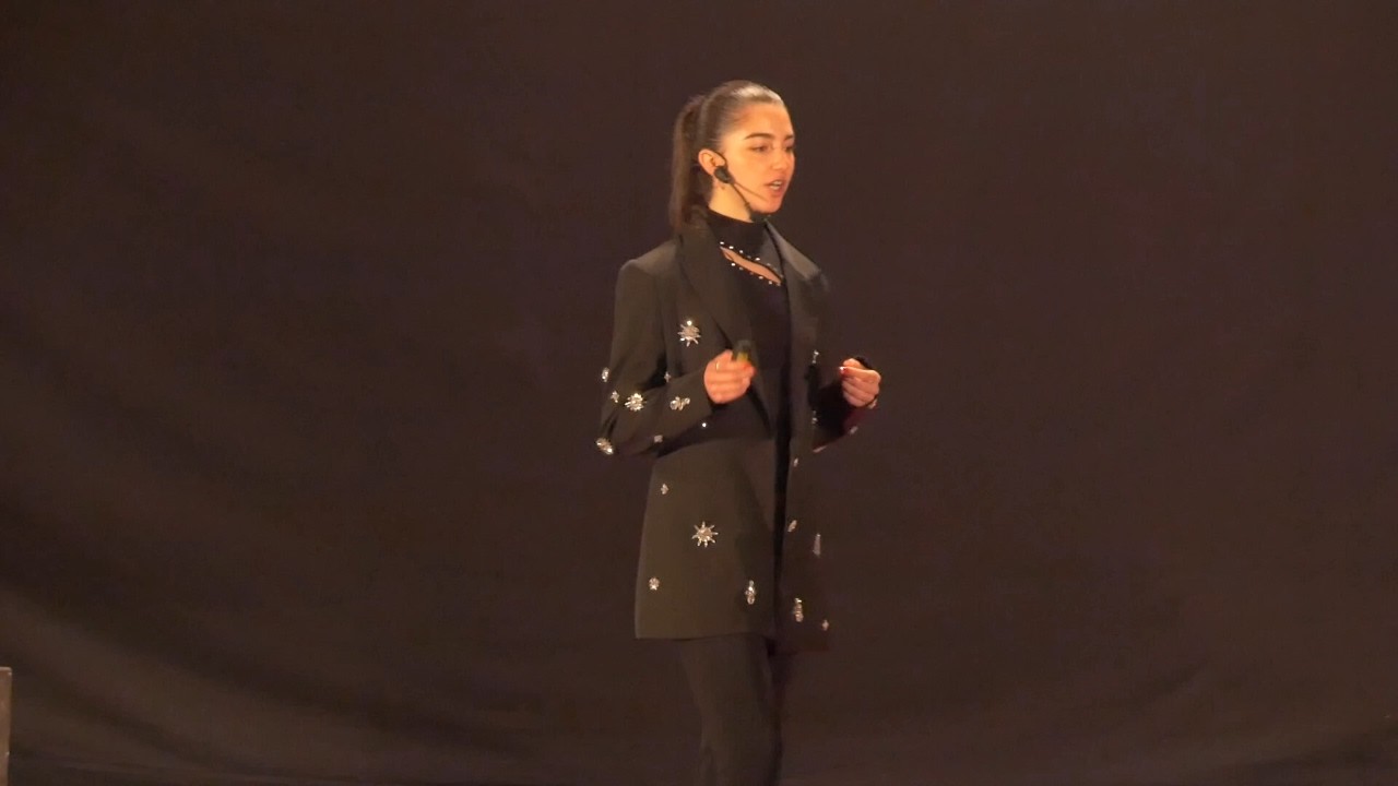How Consistency Beats Raw Intelligence | Maria Pardo | TEDxColegio Nueva Granada