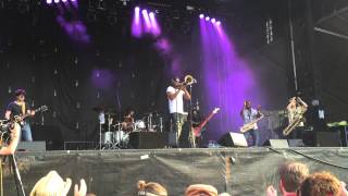 Trombone Shorty & Orleans Avenue - Do To Me (Live at Shaky Knees Music Festival)