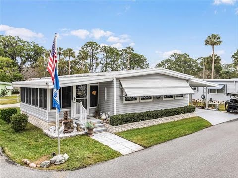 Berkshire Hathaway HomeServices Florida Realty - 150 HICKORY LANE