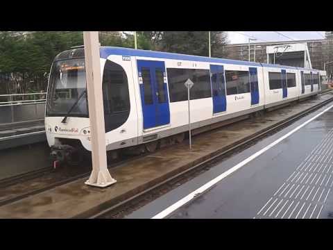RET Metro 2x1*Type RSG3 op Romeynshof richting Binnenhof & Schiedam Centrum (metrolijn A)