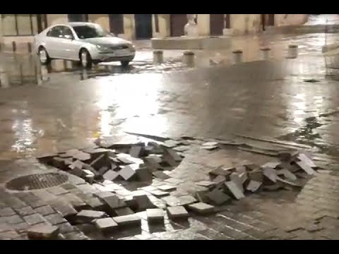 La tormenta levanta los adoquines en El Burgo de Osma
