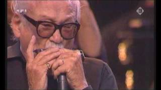Toots Thielemans &amp; Jamie Cullum - one for my baby (Live)