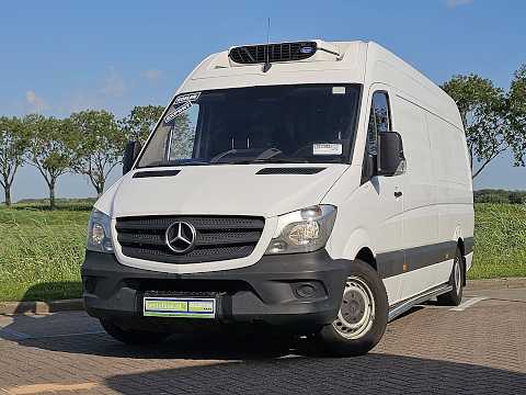 Mercedes-Benz Sprinter video náhled
