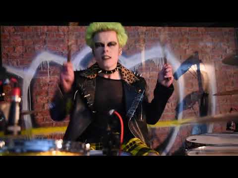 As Sirens Fall - Puppy Squad (Live from ALIVE AND SCREAMING)