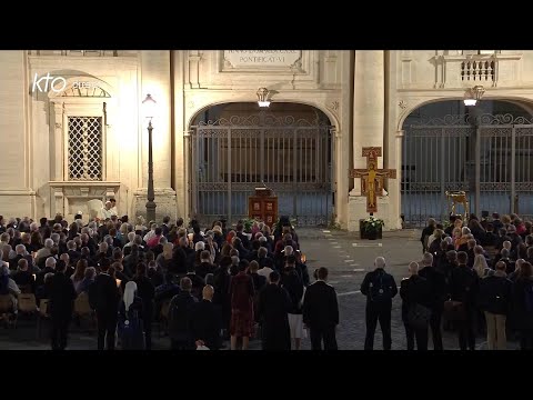 Prière oecuménique de la deuxième session du Synode, avec le pape François