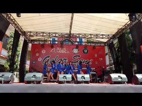 Weki Meki LaLaLa + Intro + I don't like your girlfriend by PRYSTAL 💎