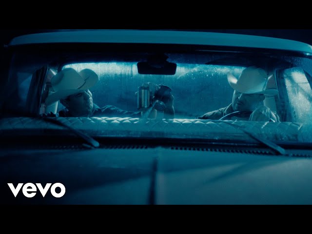 Eden Muñoz, Alfredo Olivas – Recuerdos en Común (Video Oficial)