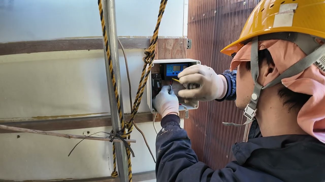 ソーラーパネルでバイクのバッテリー上がりを防ぐ