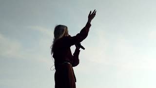 Chisu - Sama nainen, Live (Kuuska Soi)