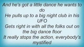 Ry Cooder - Ufo Has Landed In The Ghetto Lyrics