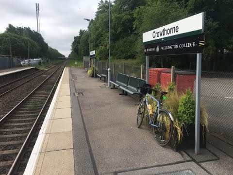 Jack Explores Crowthorne station