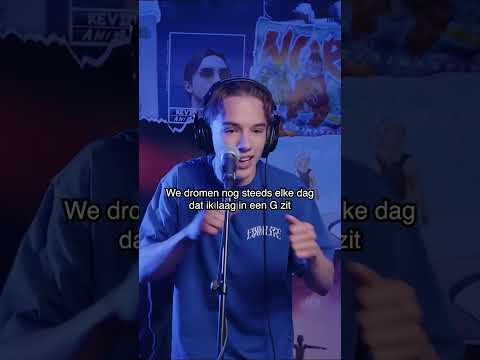 JULA (@julesvosmaerr): "Fit for FREE, jullie jongens zijn BASIC" 🔥 #FunXTalent #Youngins