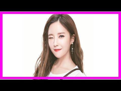 T-ara's hyomin slips into her fancy sports car | allkpop.com