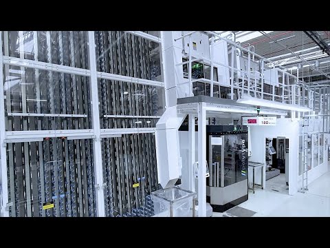 LINHARDT Group - Kunststofftubenproduktion | Production of plastic tubes