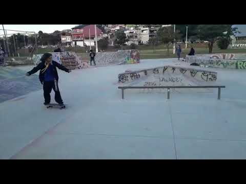 Andando de skate no Parque do Planalto