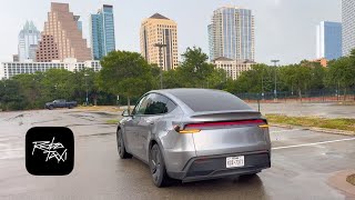 Tesla Robotaxi Makes Unprotected Left in the Rain!! ⛈️