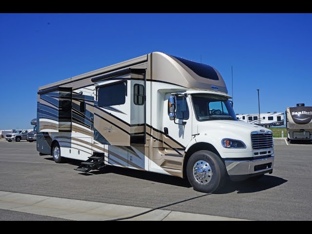 Preview image of 2022 Newmar Superstar 4059 youtube video