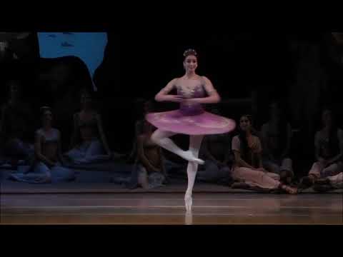 Spectacular fouettes of Maria Bulanova's Мария Буланова (Mariinsky) in Le Corsaire