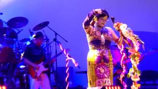 Peligrosa - Lila Downs
