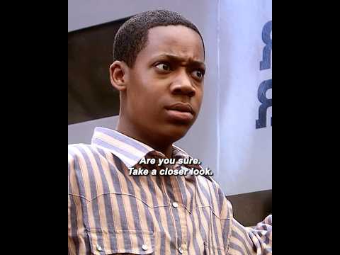 🎬 Everybody Hates Chris ｜ Chris Gets Stopped on the Street 😅🚓 | A Very Awkward Moment