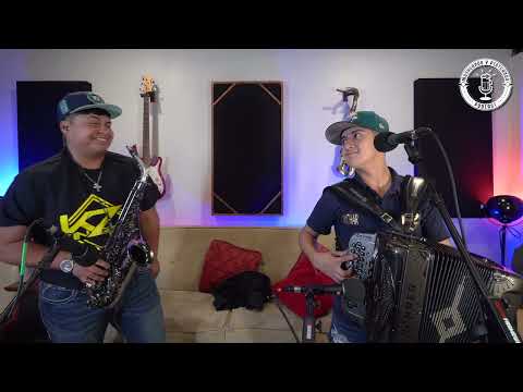 Konzentido de Afid Ferrer - Quedate y Eres mi Crush en Vivo