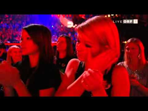 Lukas Plöchl - Love Shine A Light / Katrina and the Waves