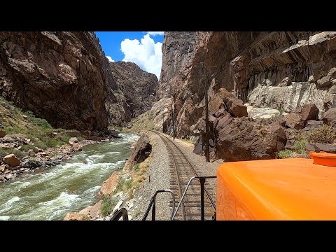 Front view of Colorado's STUNNING Royal Gorge Route Railroad