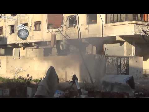 Syrian Army T72 in Street Battle