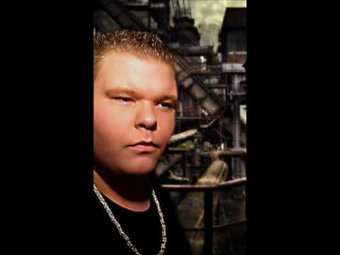 Efes aka. Efes Pilsen & Stefek ft.  T-Style - "Hoffnung"