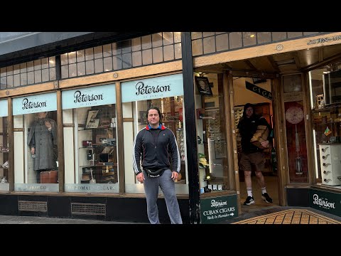 Walking To Peterson Pipes Dublin Ireland