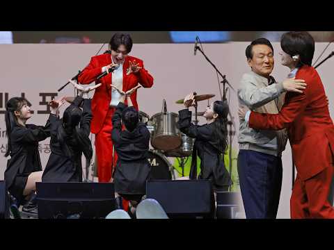 딸기 냠냠! 김용빈의 역대급 시그니처 제스처 탄생🍓 안무팀의 센스와 약속 지킨 백성현 시장님과 포옹 [논산딸기축제 풀영상]