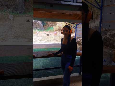 ¡Precisión total a larga y corta distancia! 🎯😱 #deporte #tiro