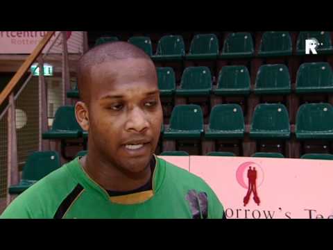 HARO-speler Gilmaro Piter in gesprek met Dirk Beers