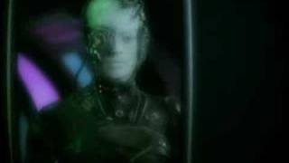 Star Trek Voyager The Geeks get the Girls