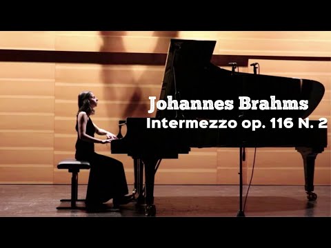 Brahms Intermezzo in A Minor (7 Fantasies Op. 116 N. 2) I Anna Khomichko